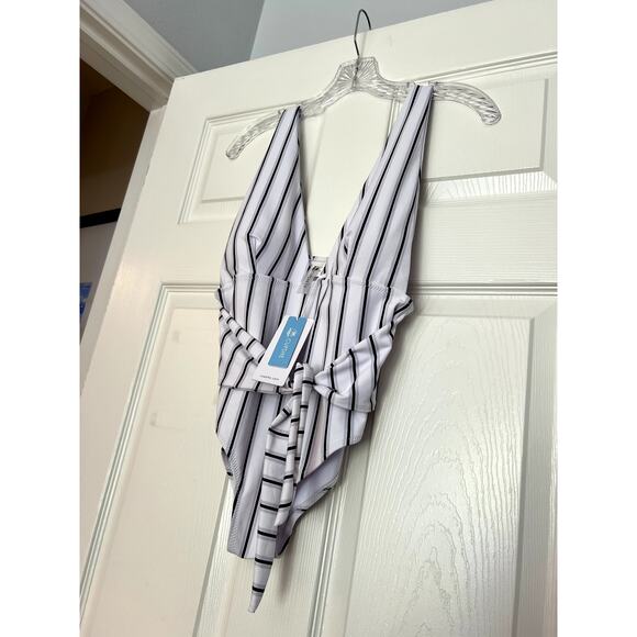 NWT Women's Cupshe Size Medium One Piece Striped Swimsuit Swim - Picture 6 of 8